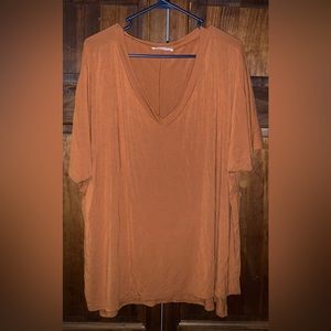 Relaxed V-Neck side slit tunic